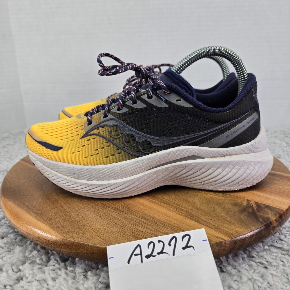 Saucony Womens 7.5 Endorphin Speed 3 Navy Yellow Athletic Gym Daily Running Shoe